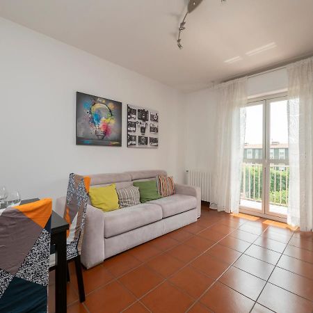 I Host Apartment - Appennini 53 Milan Bagian luar foto