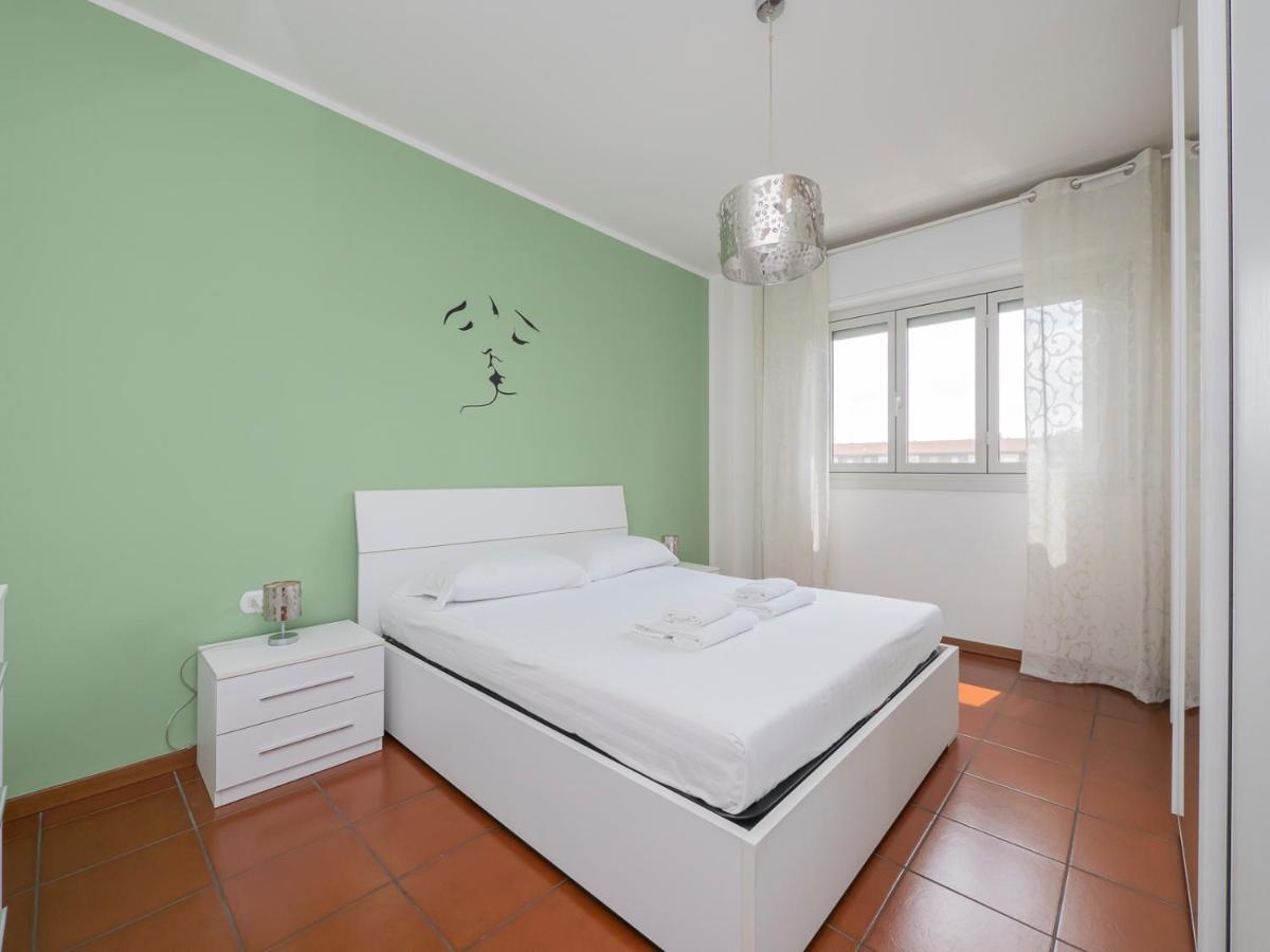 I Host Apartment - Appennini 53 Milan Bagian luar foto