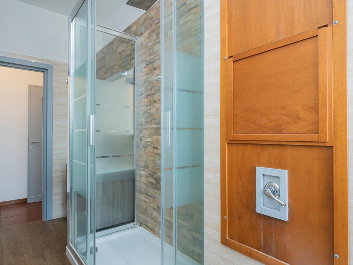 I Host Apartment - Appennini 53 Milan Bagian luar foto