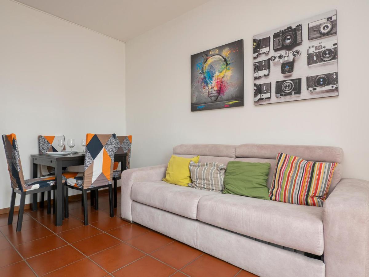 I Host Apartment - Appennini 53 Milan Bagian luar foto
