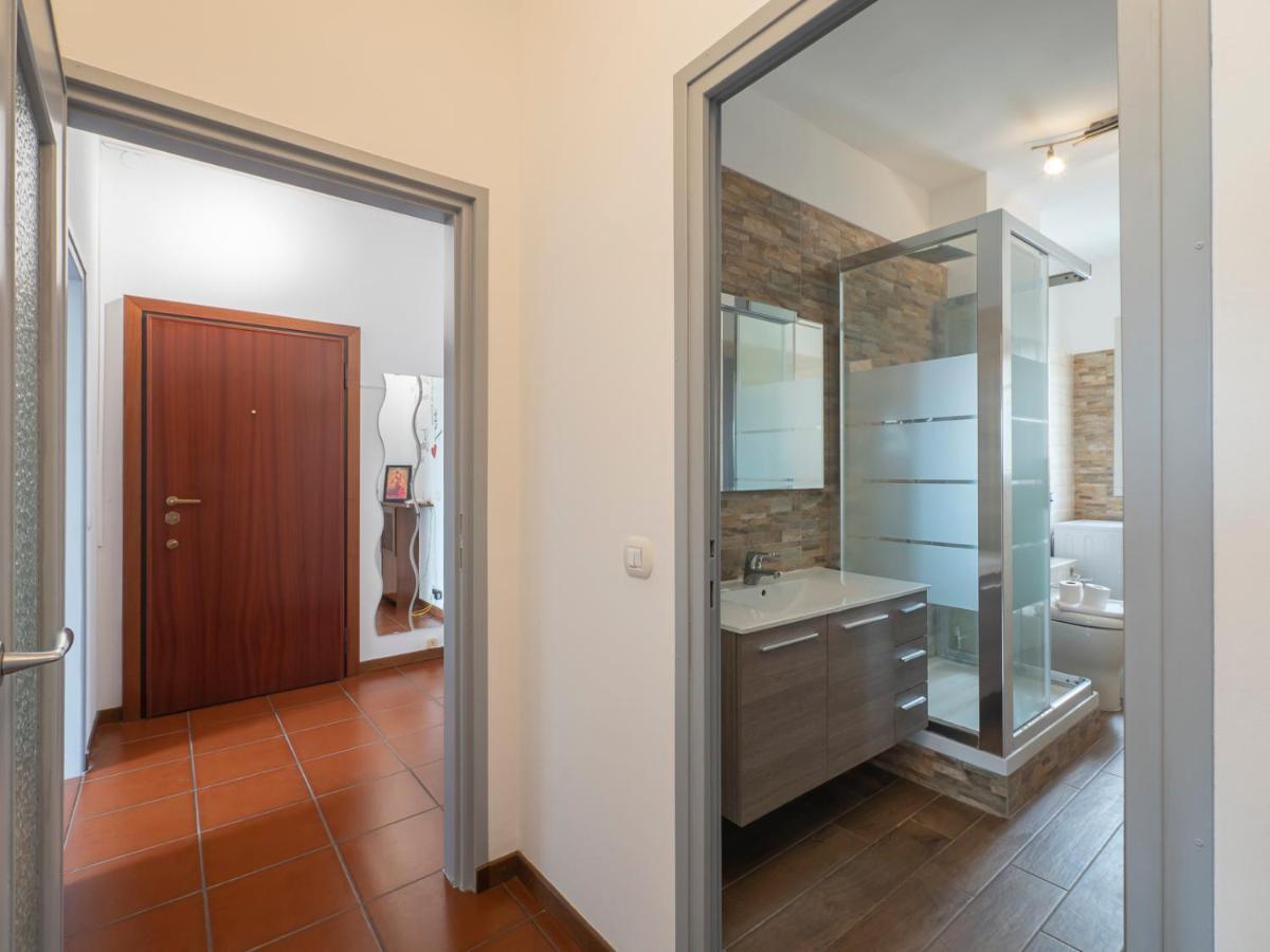 I Host Apartment - Appennini 53 Milan Bagian luar foto